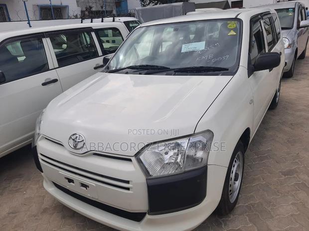Toyota Probox 1.3 DX Comfort 2WD 2015 White
