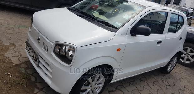 New 2014 Suzuki Alto in White: Compact Car with Style