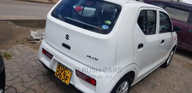 New 2014 Suzuki Alto in White: Compact Car with Style