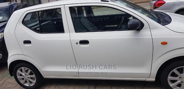 New 2014 Suzuki Alto in White: Compact Car with Style