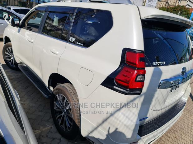 Toyota Land Cruiser Prado 2019 2.8 Pearl