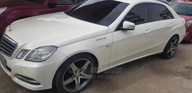 2012 White Mercedes-Benz E350 - Powerful Executive Car