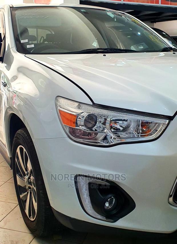 2015 Mitsubishi RVR in White: Perfect for City Driving