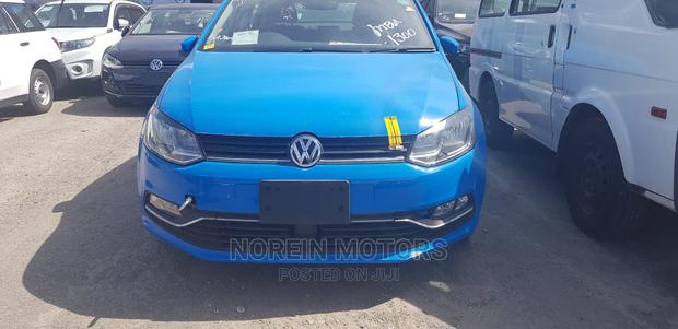 Volkswagen Polo 2014 Blue - Compact Car with Style