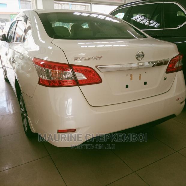Nissan Bluebird 2015 Pearl