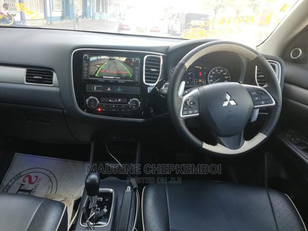Mitsubishi Outlander 2014 Black