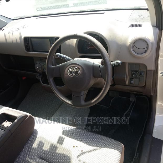 Toyota Passo 2014 Beige
