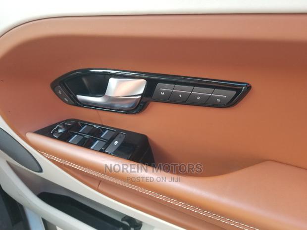 2015 Land Rover Range Rover Evoque White - Premium Off-Roader