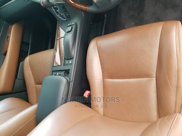 2015 Toyota Harrier in Black: Stylish SUV for Sale