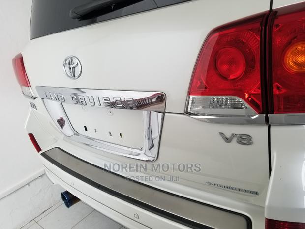 2015 Toyota Land Cruiser Pearl SUV: Pre-owned Vehicle for Sale