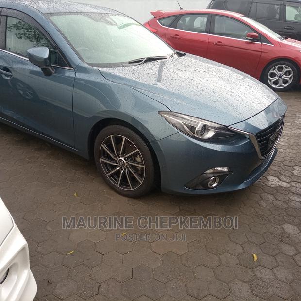 Mazda Axela 2016