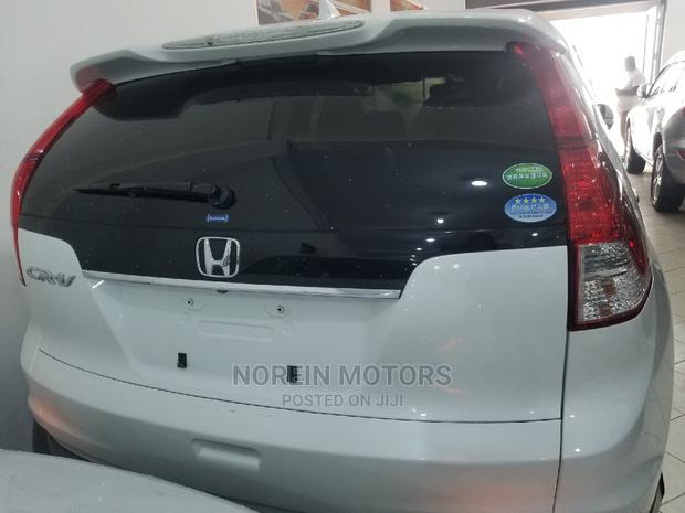 2015 Honda CR-V White: Used SUV with Quality Assurance