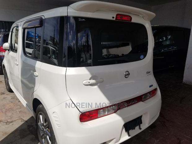 2014 Nissan Cube White: Ready for New Adventures
