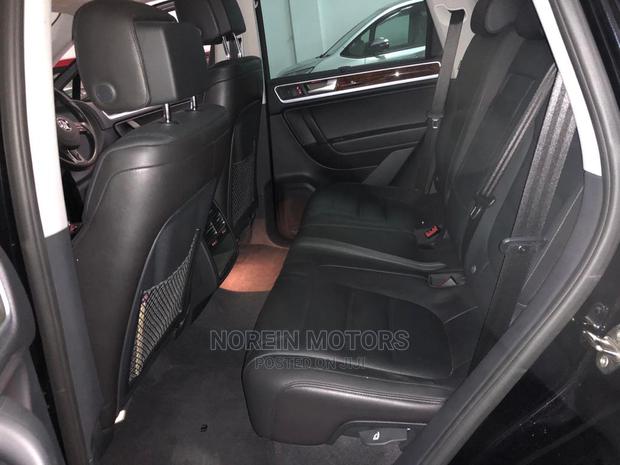 Volkswagen Touareg 2015 Black Edition: Sophisticated SUV Experience