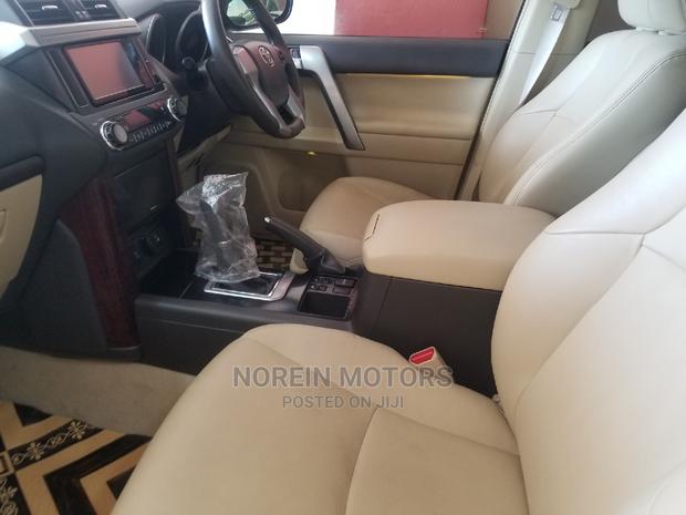 Pre-Owned 2016 Toyota Land Cruiser Prado - Red
