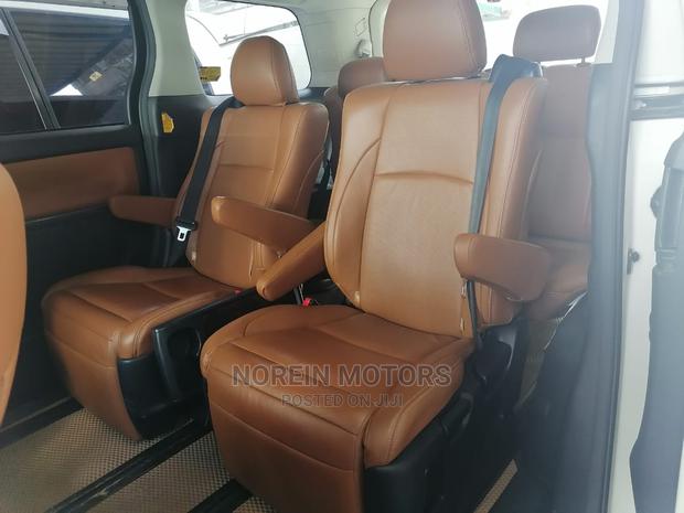 Pearl 2013 Toyota Vellfire: Affordable and Stylish