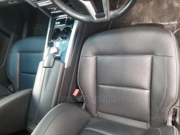 Black Mercedes-Benz C180 2015 - Pre-owned Luxury Sedan