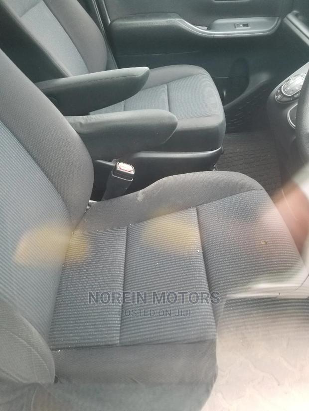2015 Toyota Noah Black Edition - Modern Minivan with Luxury Feel