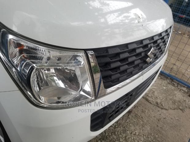 Suzuki Wagon 2015: The Perfect Family Vehicle