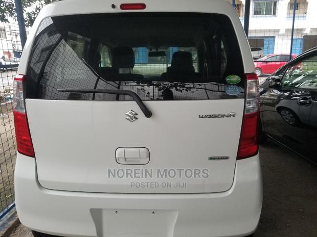 Suzuki Wagon 2015: The Perfect Family Vehicle
