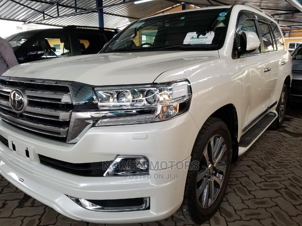 White 2017 Toyota Land Cruiser: Reliable and Capable SUV Awaits