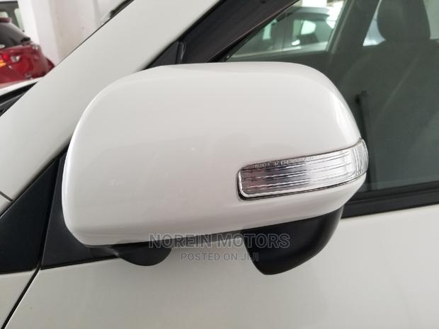 2014 Toyota Vanguard Pearl: Excellent Pre-owned SUV