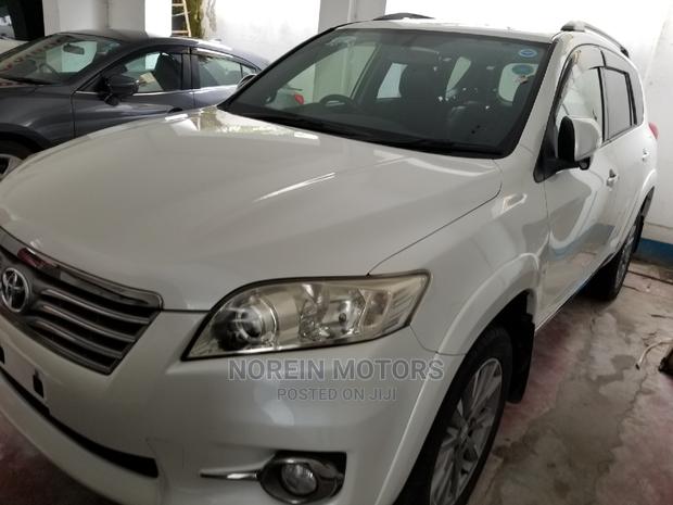 2014 Toyota Vanguard Pearl: Excellent Pre-owned SUV