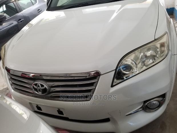 2014 Toyota Vanguard Pearl: Excellent Pre-owned SUV