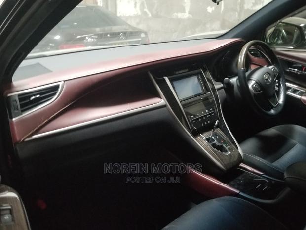 2014 Toyota Harrier - Gray, High-end SUV