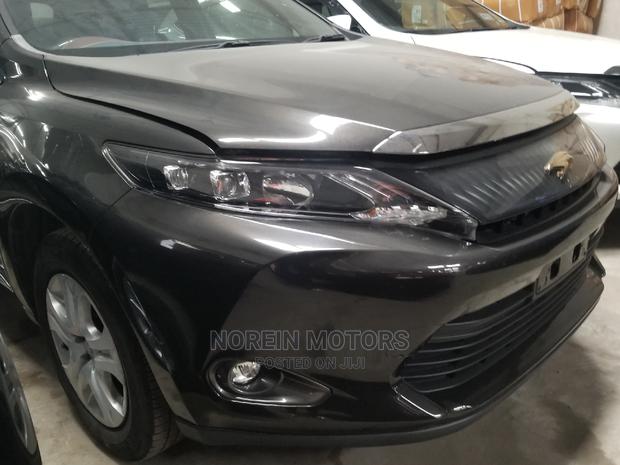 2014 Toyota Harrier - Gray, High-end SUV