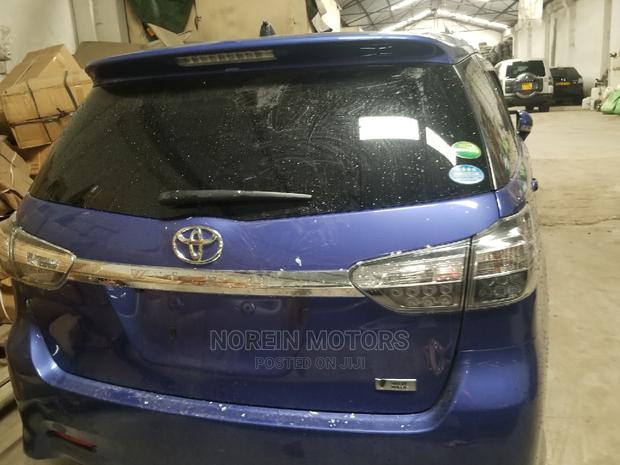 Gently-Used 2015 Toyota Wish Blue - Modern & Efficient Sedan