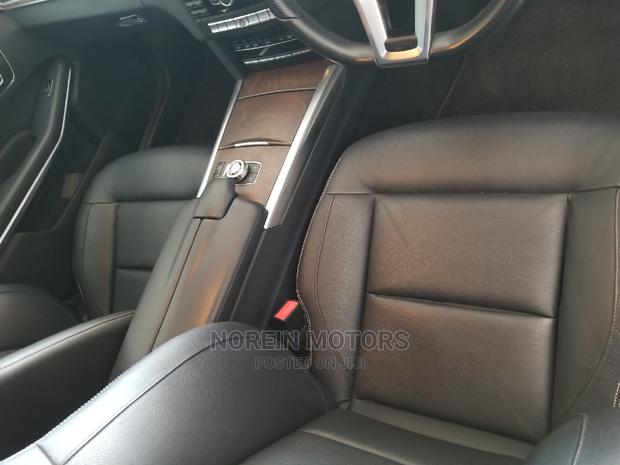 2015 Mercedes-Benz E250 White - Sleek, Stylish, and Powerful
