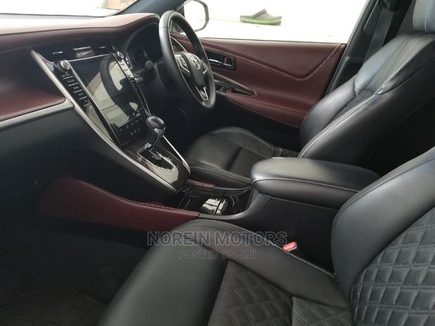 2015 Toyota Harrier - Pearl Edition, Elevate Your Drive
