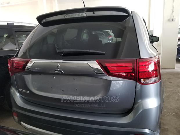 Used 2014 Mitsubishi Outlander in Silver: Excellent Condition