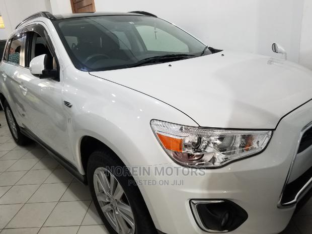 2015 Mitsubishi RVR: Spacious Compact SUV for Your Active Lifestyle