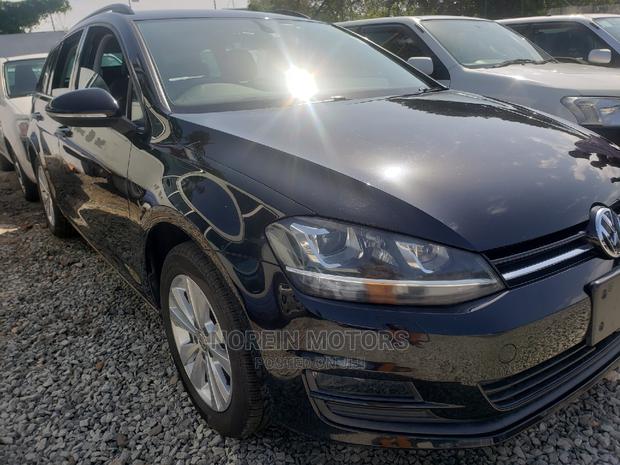 2014 Luxury Black Volkswagen Golf: Pre-owned Deal
