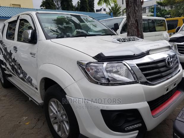 2014 Toyota Hilux White - Work and Play Vehicle