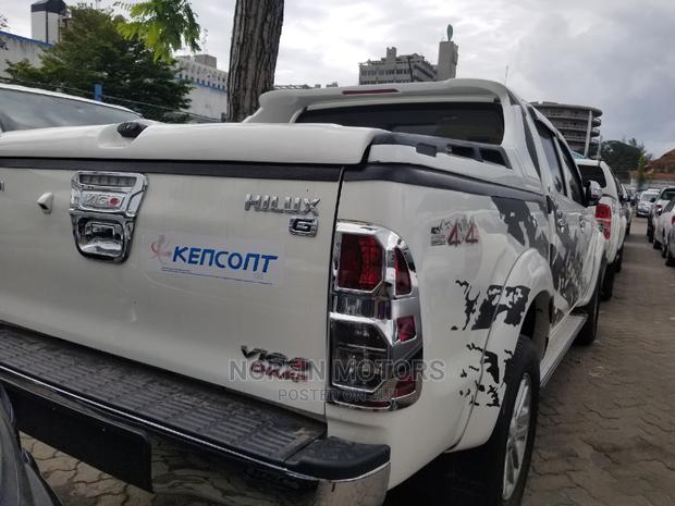 2014 Toyota Hilux White - Work and Play Vehicle