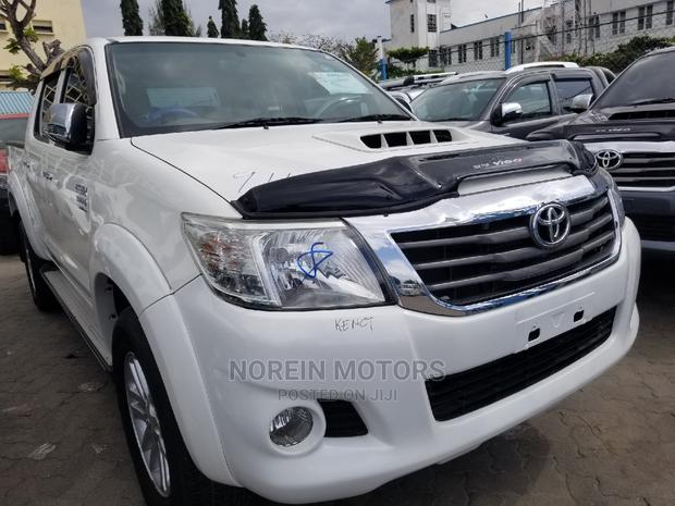 2014 Toyota Hilux Pearl - Quality Pre-Owned Pickup