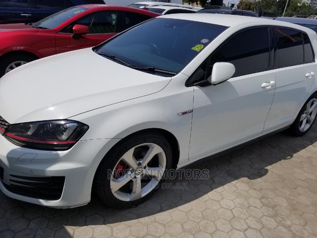 White 2015 Volkswagen Golf GTI: Sporty, Speedy, Stylish