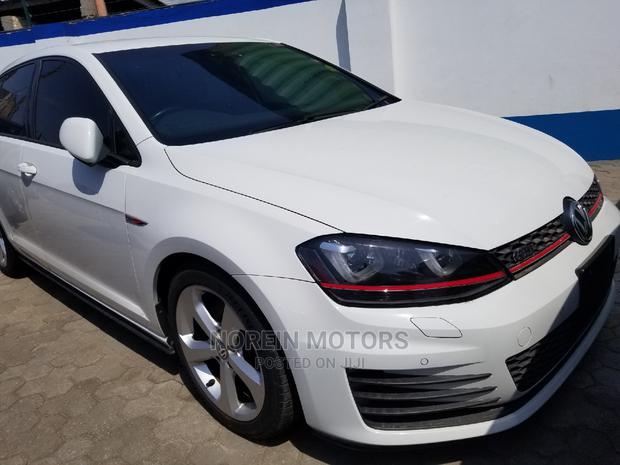 White 2015 Volkswagen Golf GTI: Sporty, Speedy, Stylish