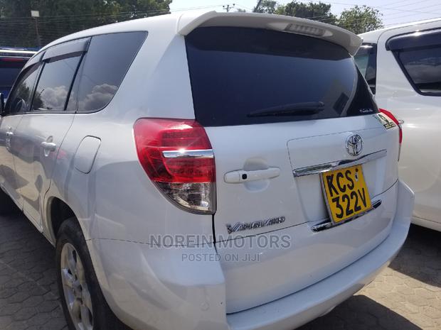 Pre-Owned 2012 Toyota Vanguard Pearl - Excellent Condition SUV