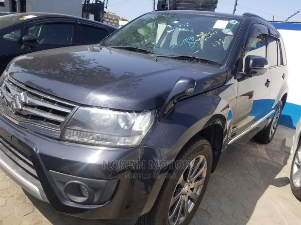 Black 2015 Suzuki Escudo: Versatile, Stylish Off-Roader