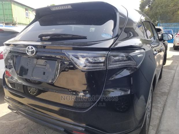 2015 Toyota Harrier Blue: Premium SUV at Great Price