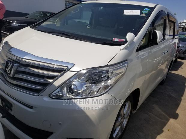 White 2014 Toyota Alphard: Luxury Redefined