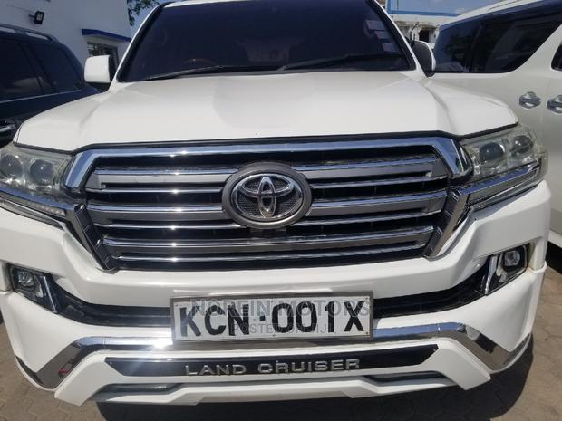 2010 Land Cruiser Pearl - Pre-Owned Toyota SUV for Adventure
