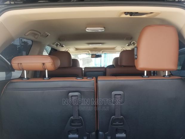 2015 Toyota Land Cruiser - Gray, Excellent Condition