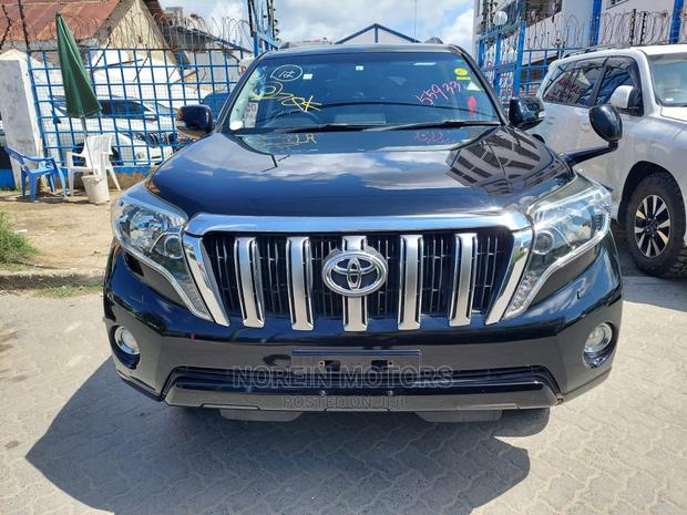 Toyota Land Cruiser Prado 2015 - Ivory: Pre-owned Luxury SUV