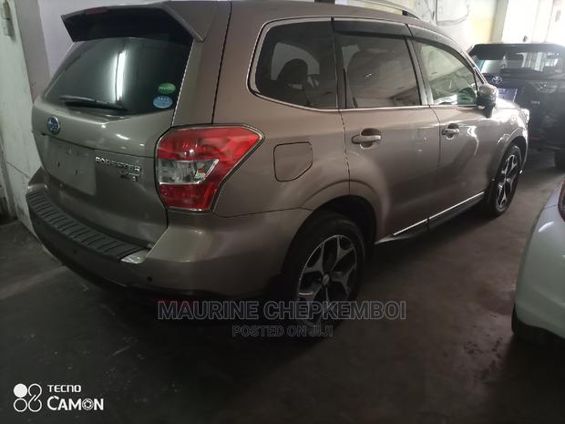 Subaru Forester 2014 Gold