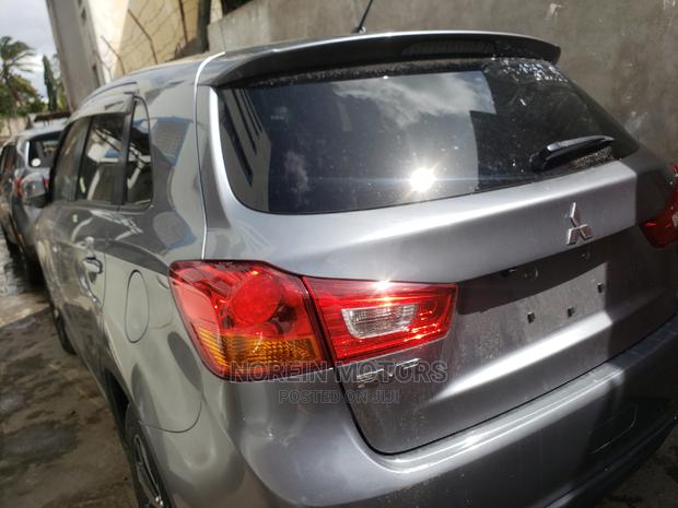 Used 2015 Mitsubishi RVR in Gray Condition